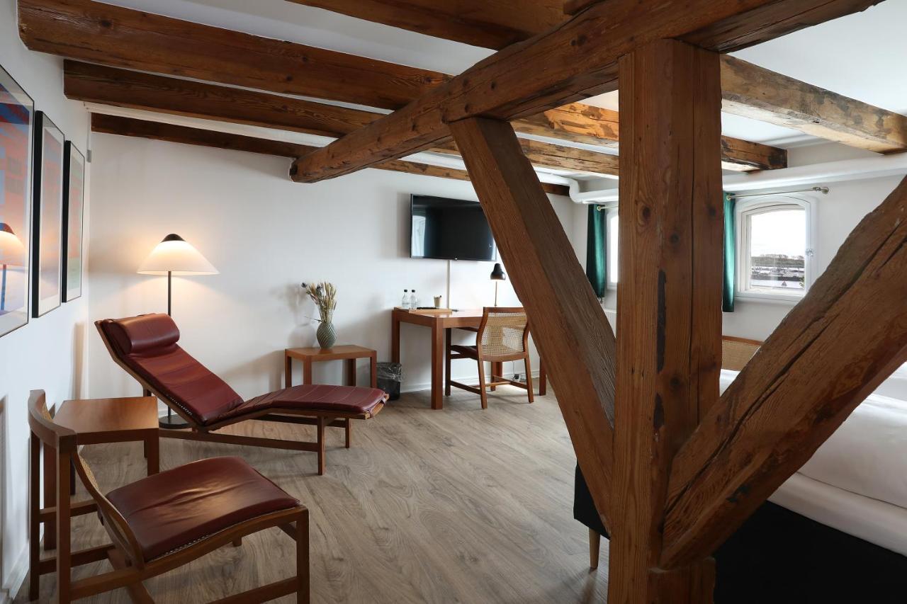 Hotel Steenbergs Нюкъбинг Морс Екстериор снимка