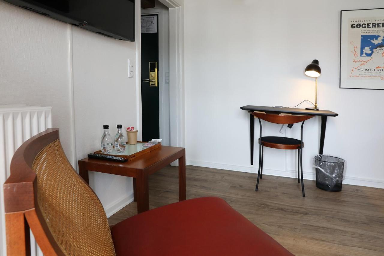 Hotel Steenbergs Нюкъбинг Морс Екстериор снимка